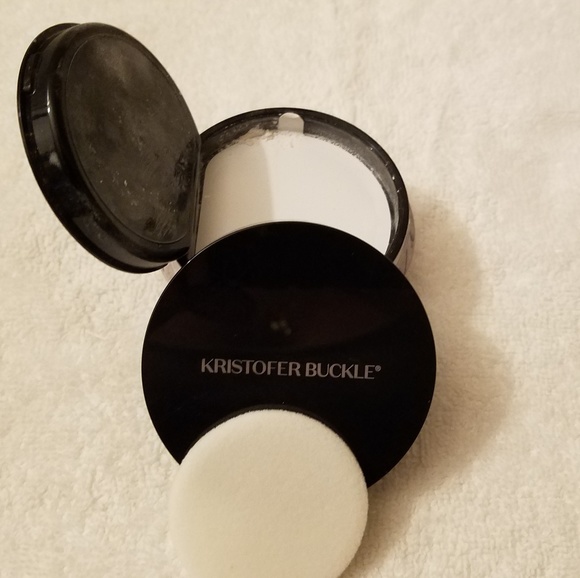 Kristopher Buckle setting powder - Picture 3 of 3